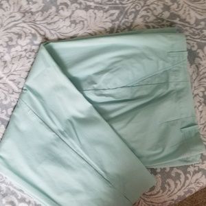 Capris in light fabric with stretch 18W